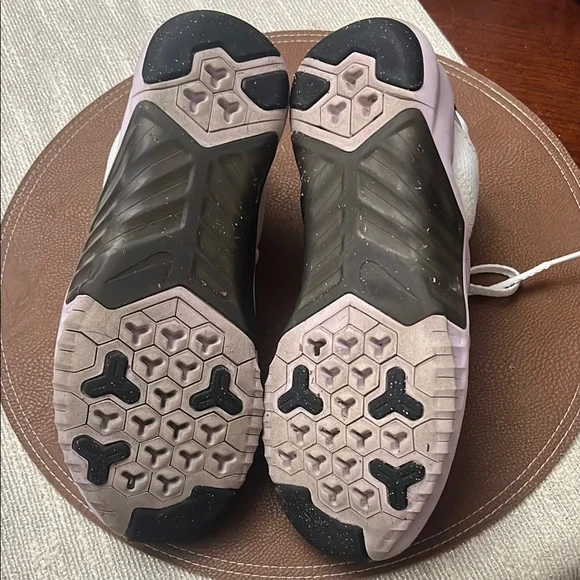 Nike White Sneakers with Pastel Accents - Picture 2 of 2